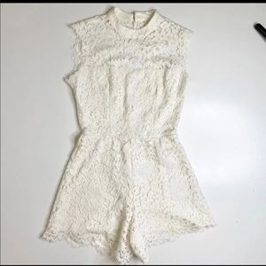 Alexis romper
